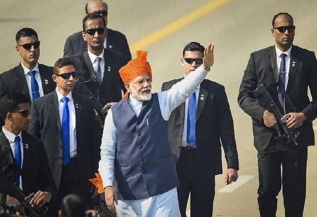 पीएम मोदी ने देशवासियों को दी गणतंत्र दिवस की शुभकामनाएं, लिखा- जय हिंद! पीएम मोदी ने देशवासियों को दी गणतंत्र दिवस की शुभकामनाएं, लिखा- जय हिंद!